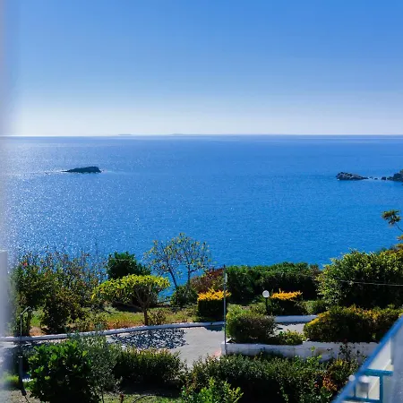 Blue Paradise Achlia